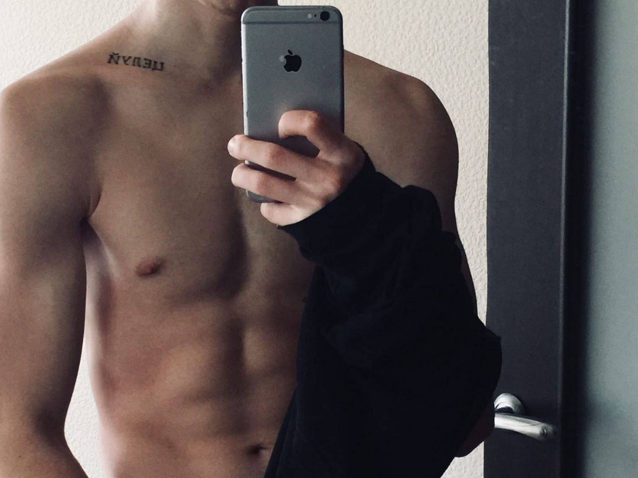 Обложка профиля